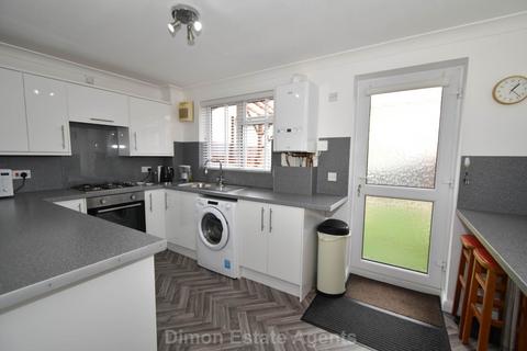 2 bedroom terraced house for sale, Helm Close, Gosport