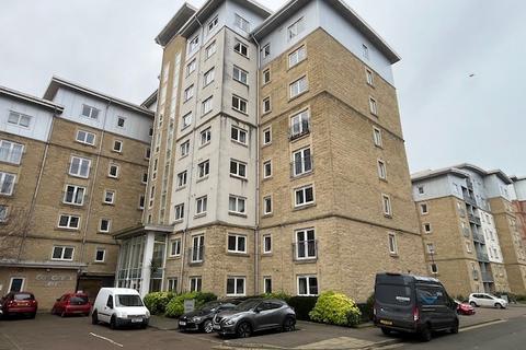 2 bedroom flat to rent, Pilrig Heights, Edinburgh EH6