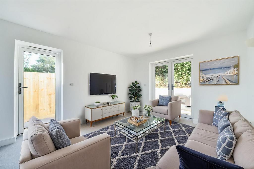 Living Room .jpg