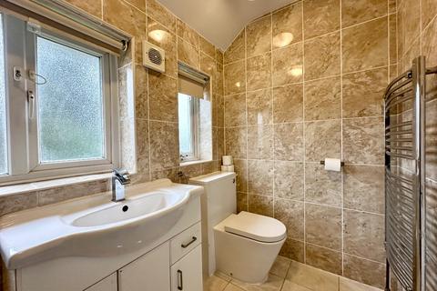 14 Bridgwater Close, Romford, RM3 7UD