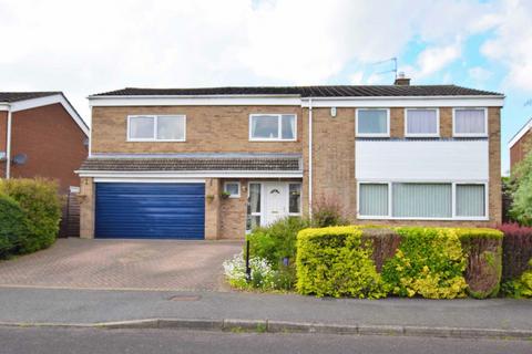 5 bedroom detached house for sale, St Marys Park, Louth LN11