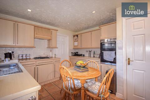 3 bedroom detached bungalow for sale, Eresbie Road, Louth LN11