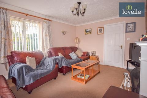 3 bedroom detached bungalow for sale, Eresbie Road, Louth LN11