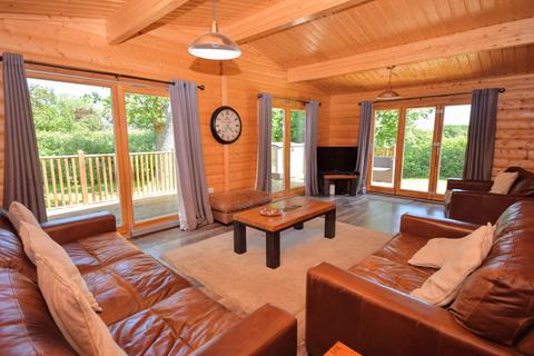 4 bedroom log cabin for sale, Kenwick Retreat, Louth LN11