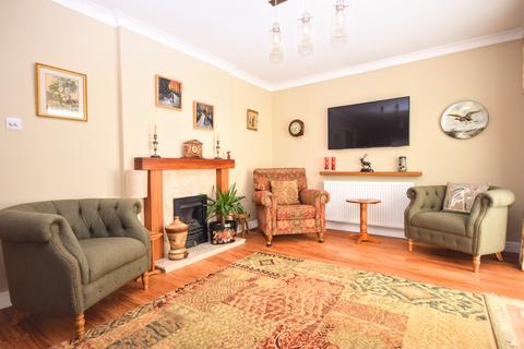 undefined, Manor Park, Legbourne LN11
