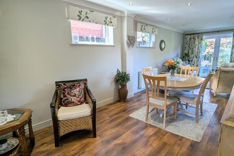 undefined, Andrews Close, Louth LN11