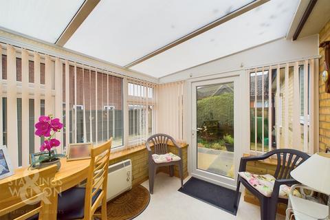 2 bedroom semi-detached bungalow for sale, Wherry Reach, Acle, Norwich