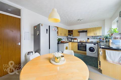 3 bedroom end of terrace house for sale, Berryfields, Brundall, Norwich