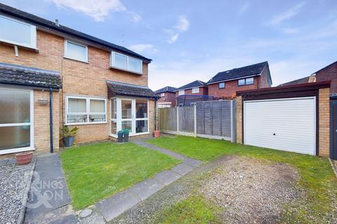 3 bedroom end of terrace house for sale, Berryfields, Brundall, Norwich