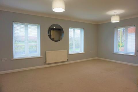 2 bedroom apartment to rent, Mosquito Way, Hatfield, AL10