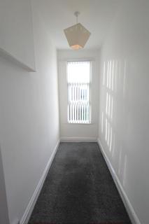 1 bedroom flat to rent, Flat 2, Worcester Drive North