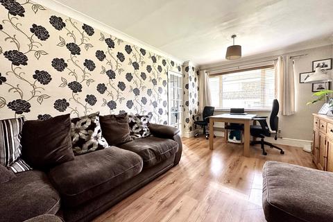 2 bedroom end of terrace house for sale, Rundells, Harlow, Essex, CM18