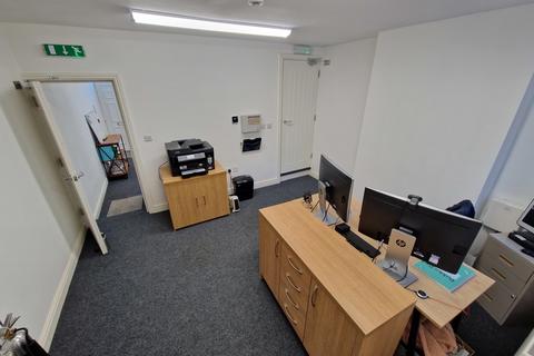 Office to rent, 6 High Street, Belper, Derbyshire, DE56