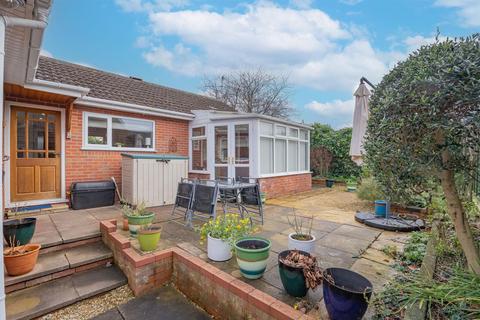 2 bedroom bungalow for sale, Leigh Sinton Road, Malvern, WR14 1JL