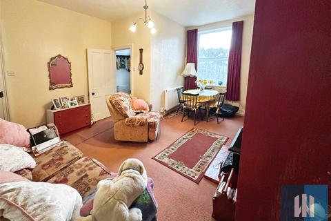 2 bedroom terraced house for sale, Whitegate Road, Newsome, Huddersfield, HD4