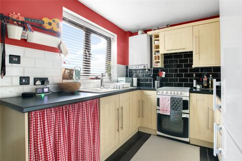 2 bedroom end of terrace house for sale, Upavon Gardens, Bracknell, Berkshire, RG12