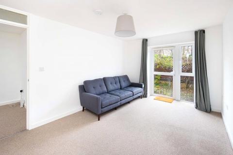 2 bedroom flat for sale, Windmill House, 146 Westferry Road, London, E14