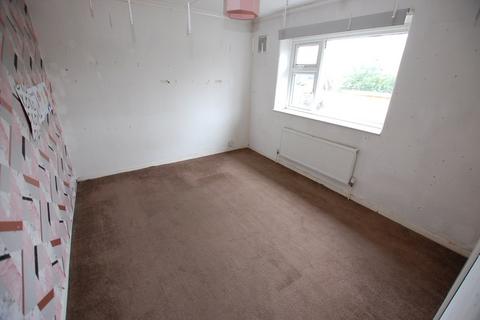 3 bedroom semi-detached house for sale, Knowle Avenue, Greater Manchester OL7