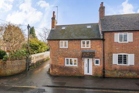 3 bedroom end of terrace house for sale, High Street, Reading RG8