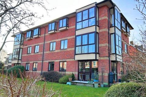 2 bedroom apartment to rent, Windsor House, Henley-On-Thames RG9