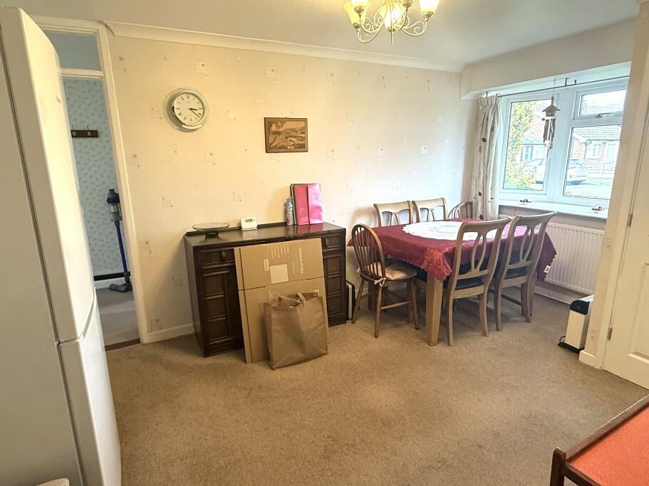 Dining Room Pic 1