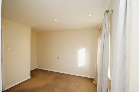 2 bedroom terraced house to rent, Redewood Close, Newcastle Upon Tyne NE5