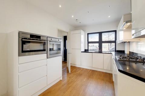 4 bedroom semi-detached house to rent, Henfield Road, Wimbledon SW19