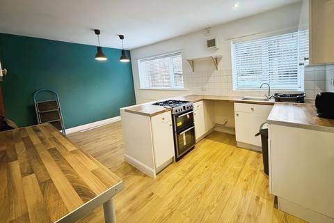 3 bedroom semi-detached house for sale, Banksfield Avenue, Hebden Bridge HX7