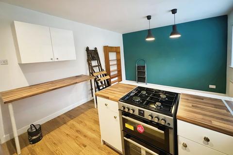 3 bedroom semi-detached house for sale, Banksfield Avenue, Hebden Bridge HX7