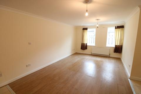 1 bedroom apartment to rent, Green Lane, Ilford IG3