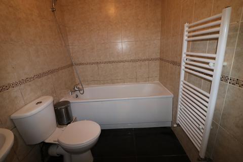 1 bedroom apartment to rent, Green Lane, Ilford IG3