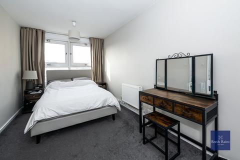 2 bedroom apartment to rent, Kennington Road, London SE11