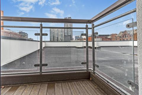 2 bedroom apartment for sale, Chapel Street, Salford M3