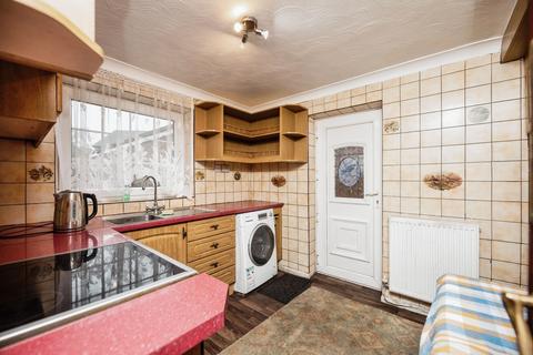 3 bedroom semi-detached house for sale, East Acres, Knottingley WF11