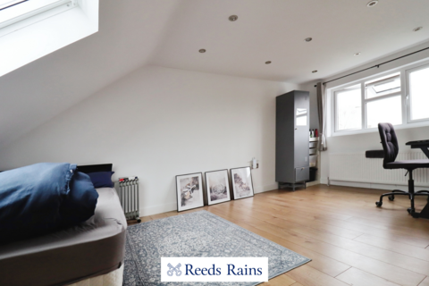 4 bedroom terraced house for sale, Torrington Road, Dagenham RM8