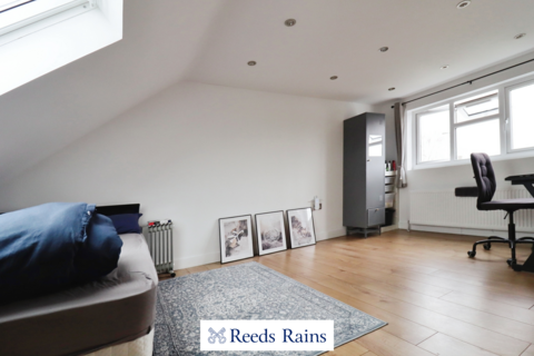 19 Torrington Road, Dagenham, RM8 1ND