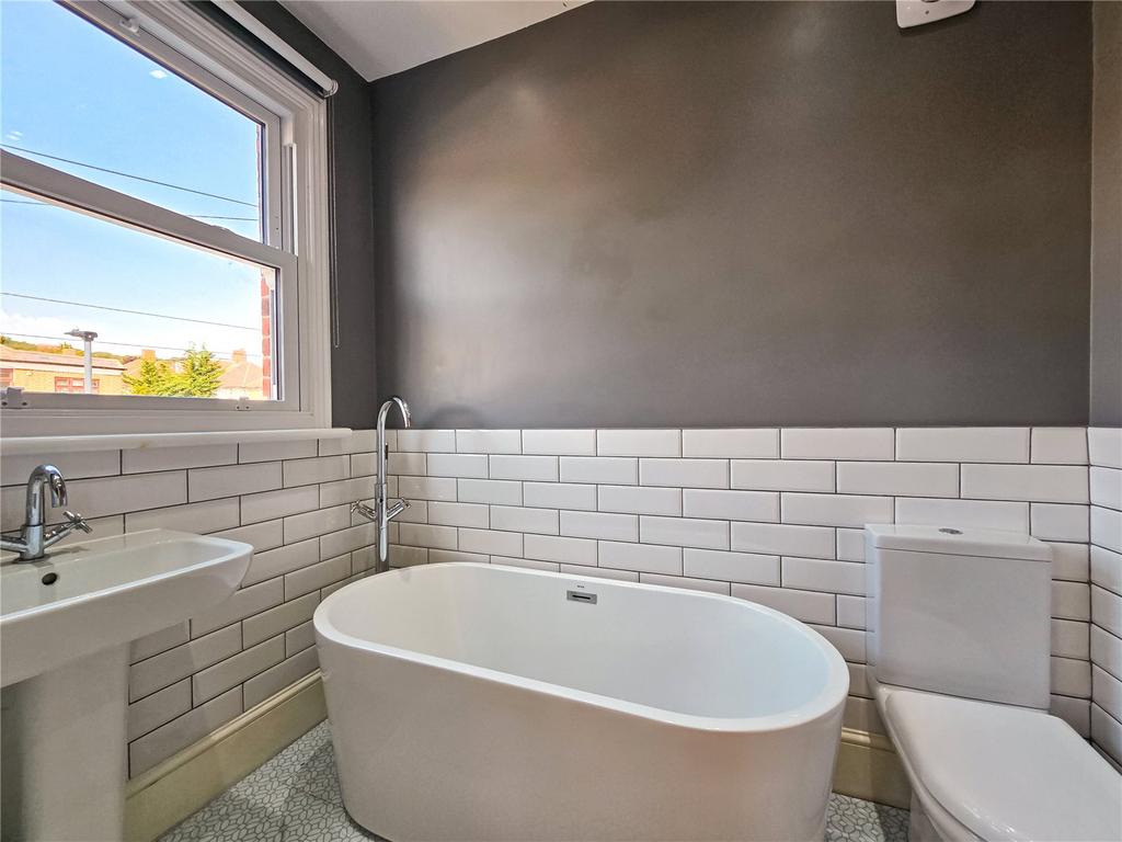 Free Standing Bath