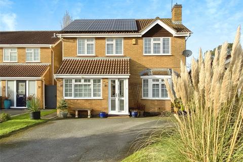 4 bedroom detached house for sale, Salcombe Close, Warwickshire CV11