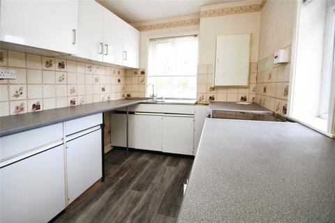 3 bedroom end of terrace house for sale, Apple Tree Grove, Hampshire SP10