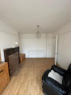 3 bedroom semi-detached house to rent, White Road, Oxford