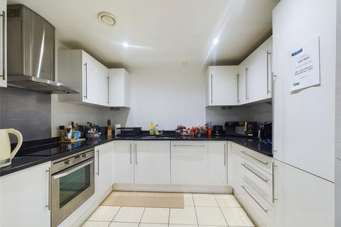 2 bedroom flat for sale, Atlanta Boulevard, Romford RM1