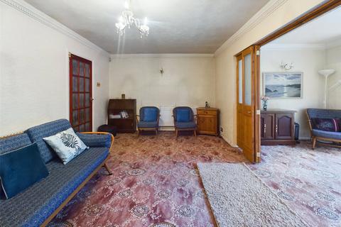 53 Avelon Road, Romford, RM5 3XX