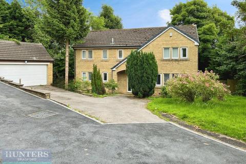 (TN), Crow Tree Lane , Bradford, BD8 0AN