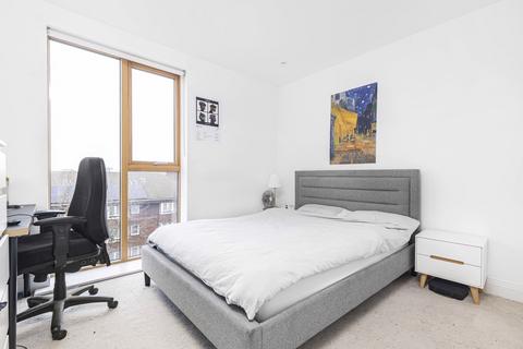 3 bedroom flat for sale, Weston Point, Woolwich, London, SE18