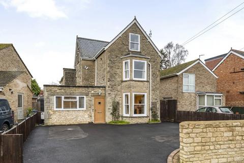 4 bedroom detached house for sale, Woodstock Road, Witney, Oxfordshire