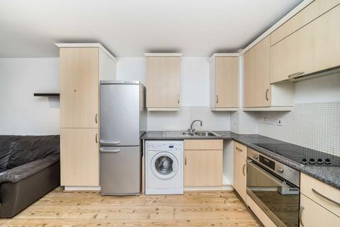 1 bedroom flat for sale, Victoria Road, London W3