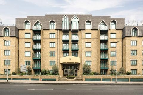 2 bedroom flat for sale, Westminster Bridge Road, London SE1