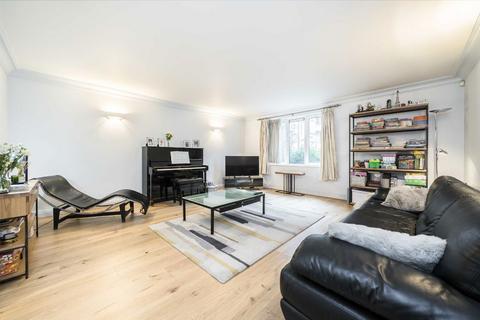 2 bedroom flat for sale, Westminster Bridge Road, London SE1