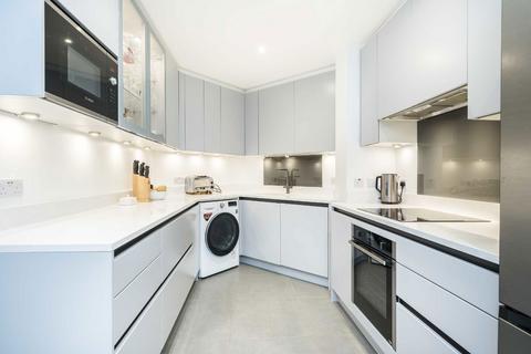 2 bedroom flat for sale, Westminster Bridge Road, London SE1