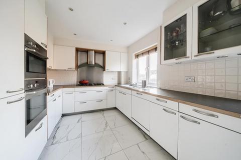 4 bedroom terraced house for sale, Windsor Berkshire,  SL4,  SL4